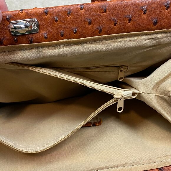 NWT London Fashion Tan Faux Ostrich Tote – Lock & Key, Multiple Pockets - Picture 8 of 13